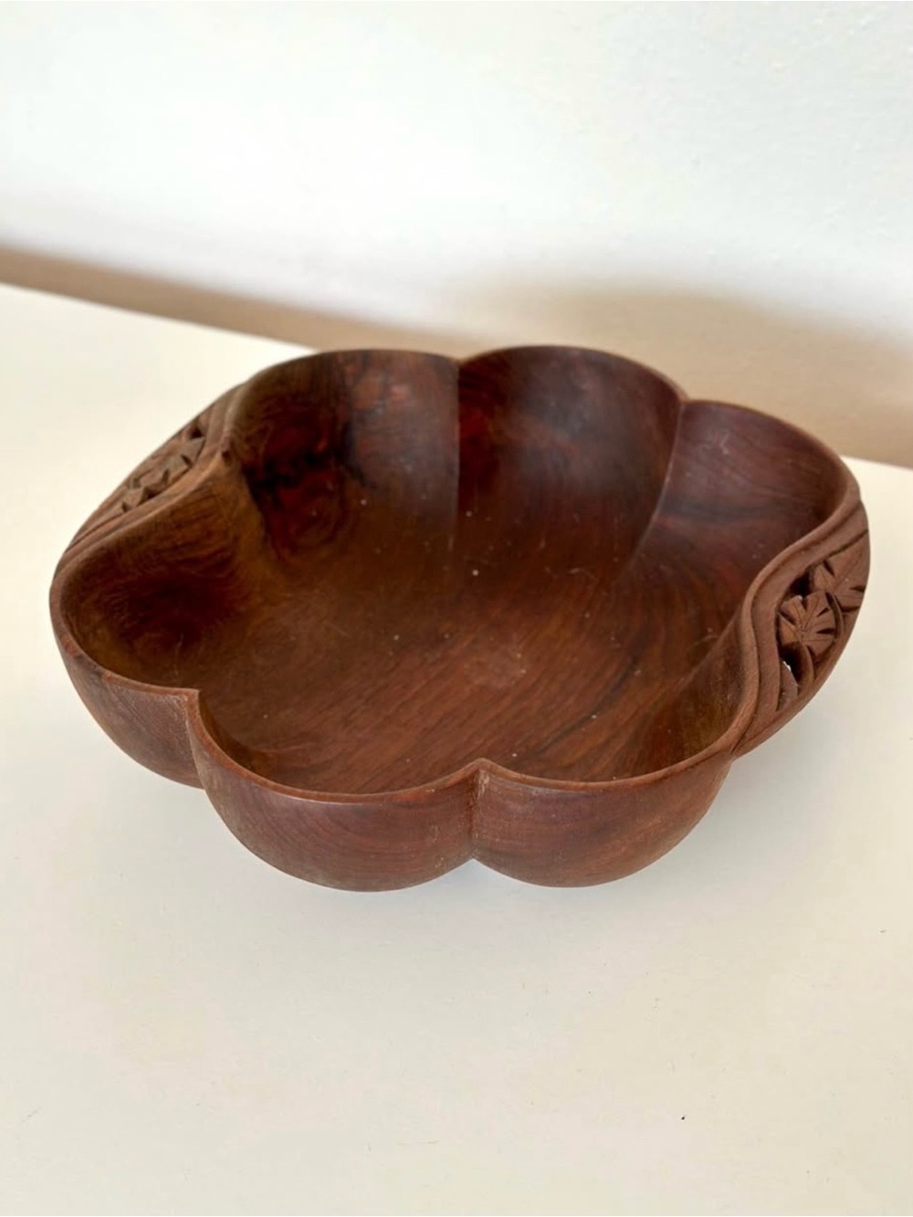 Vintage Hand Carved Wooden Monkey Pod Scalloped Shaped Floral Bowl